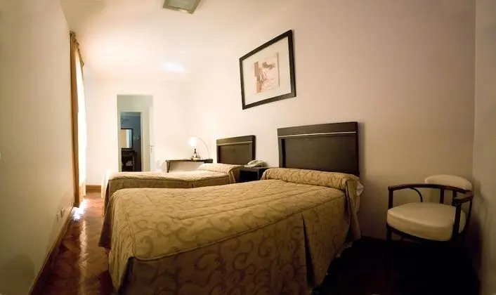 Standard Tek Büyük veya İki Ayrı Yataklı Oda, 1 Çift Kişilik veya 2 Tek Kişilik Yatak