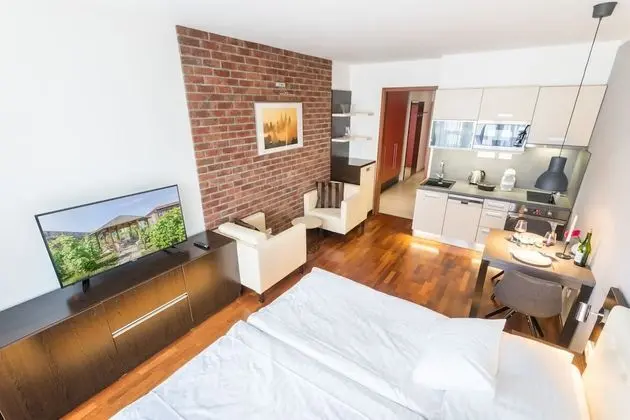 Stüdyo, Küçük Mutfak