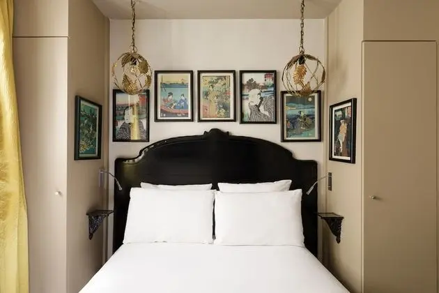 Classic Tek Büyük Yataklı Oda, 1 Büyük (Queen) Boy Yatak