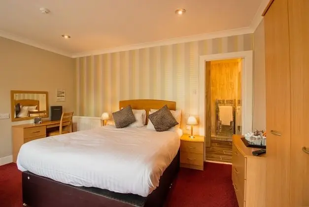 Tek Büyük Yataklı Oda