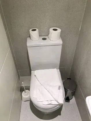 Standard Tek Büyük Yataklı Oda, Banyolu/Duşlu (The Rokxy )