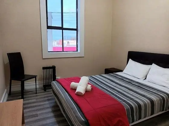 Economy Oda, 1 Büyük (Queen) Boy Yatak, Sigara İçilmez, Ortak Banyo