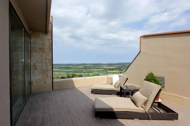 Junior Suit Standard