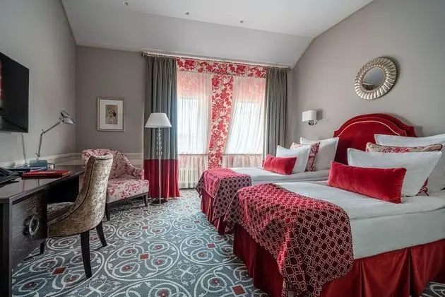 Comfort Tek Büyük veya İki Ayrı Yataklı Oda