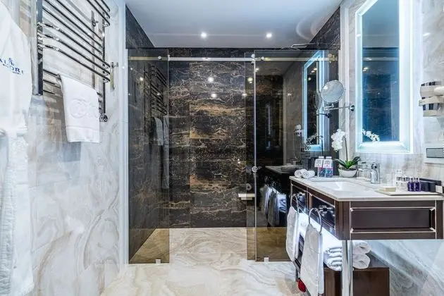 Comfort Tek Büyük veya İki Ayrı Yataklı Oda