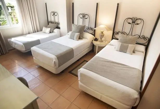Üç Kişilik Oda (2 adults + 1 child)