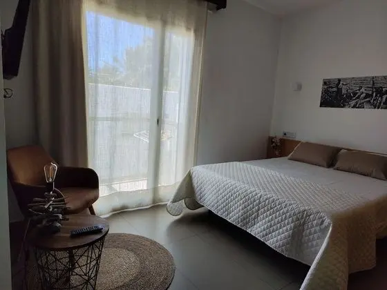 Comfort Tek Büyük veya İki Ayrı Yataklı Oda, Kısmi Deniz Manzaralı