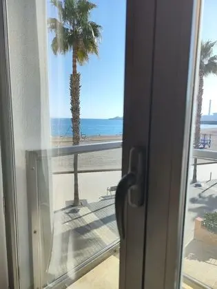 Comfort Tek Büyük veya İki Ayrı Yataklı Oda, Kısmi Deniz Manzaralı