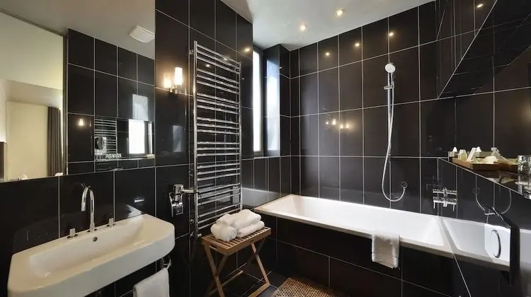 Design İki Ayrı Yataklı Oda