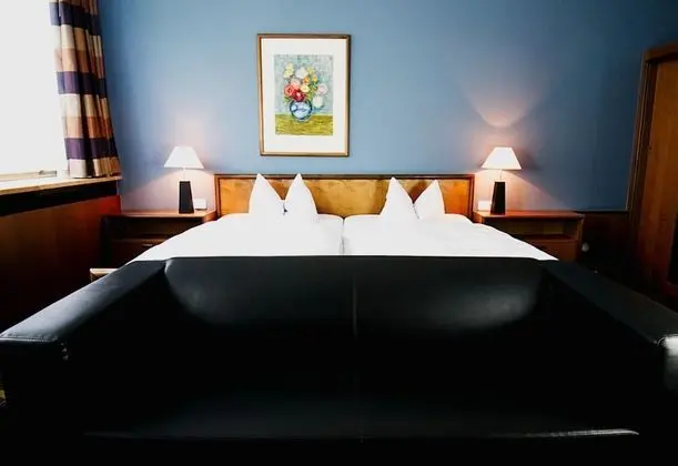 Tek Büyük veya İki Ayrı Yataklı Oda