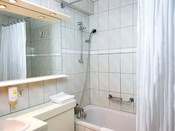 Tek Büyük veya İki Ayrı Yataklı Oda