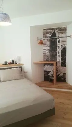 Basic Tek Büyük Yataklı Oda