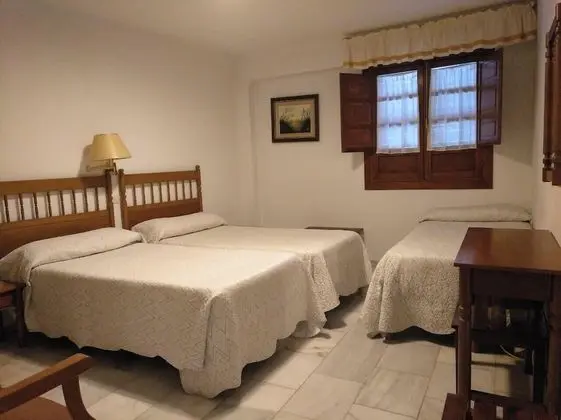 Standard Üç Kişilik Oda