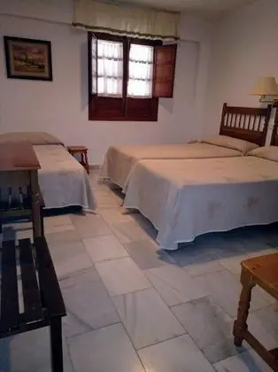 Standard Üç Kişilik Oda