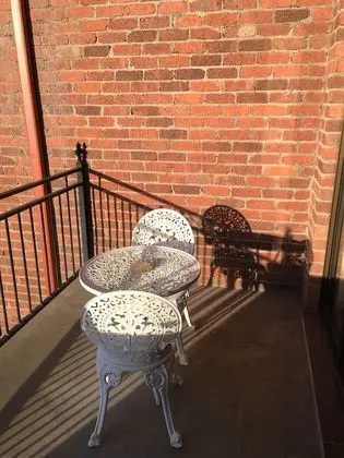 Executive Oda, Balkon