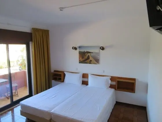Superior İki Ayrı Yataklı Oda, Balkon, Bahçe Manzaralı