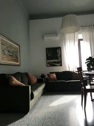 Üç Kişilik Oda, 1 Büyük (Queen) Boy Yatak ve Çekyat, Sigara İçilmez