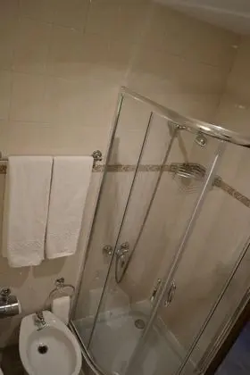 Standard Tek Büyük Yataklı Oda, Özel Banyo