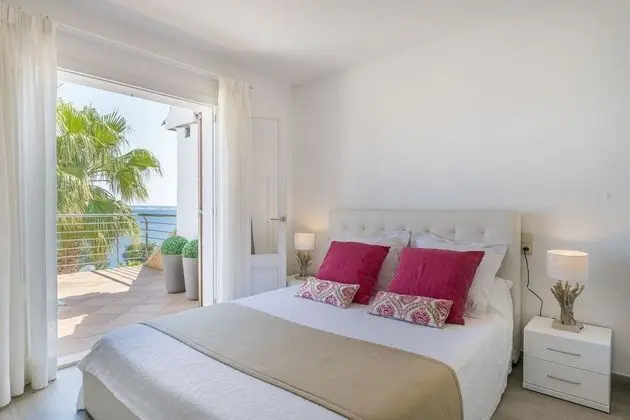 Villa, 5 Yatak Odası, Kişiye Özel Havuzlu, Deniz Manzaralı