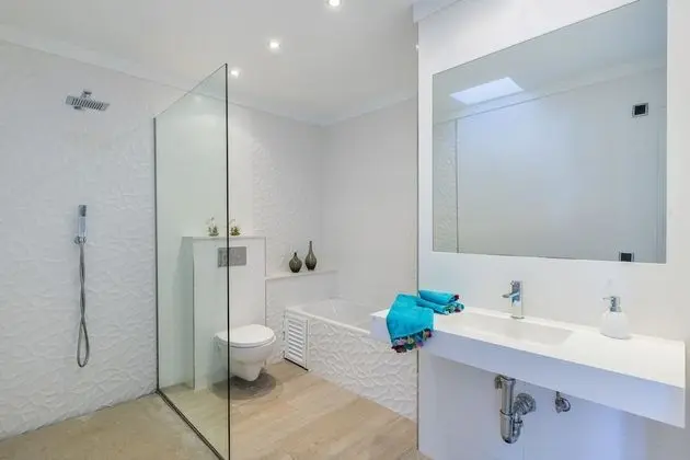Villa, 5 Yatak Odası, Kişiye Özel Havuzlu, Deniz Manzaralı