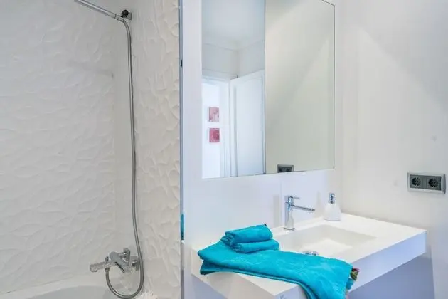 Villa, 5 Yatak Odası, Kişiye Özel Havuzlu, Deniz Manzaralı