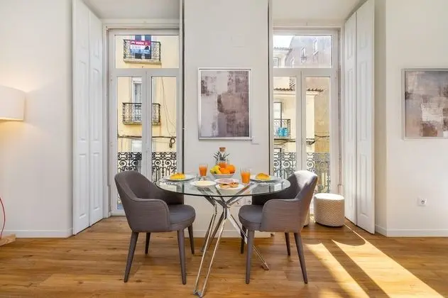 Stüdyo, Sigara İçilmez (1D)