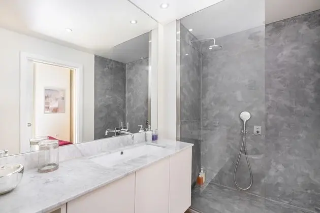 Stüdyo, Sigara İçilmez (1D)