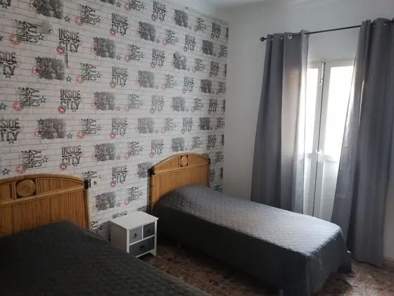 Tek Büyük Yataklı Oda, Ortak Banyo (Exterior)