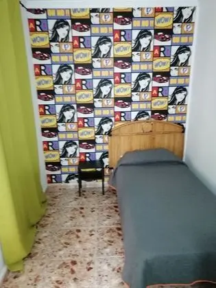 Tek Kişilik Oda, Ortak Banyo (Interior)