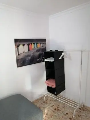Tek Kişilik Oda, Ortak Banyo (Interior)