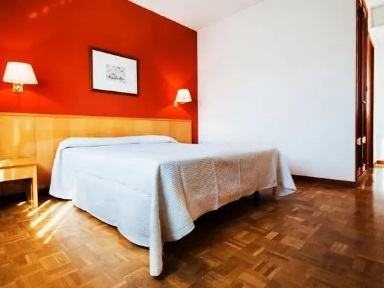 Comfort Tek Büyük veya İki Ayrı Yataklı Oda