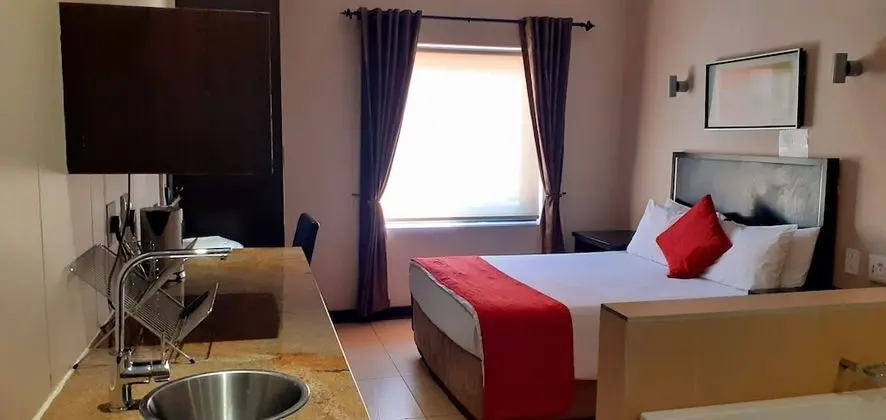 Standard Tek Büyük Yataklı Oda, 1 Çift Kişilik Yatak, Küçük Mutfak
