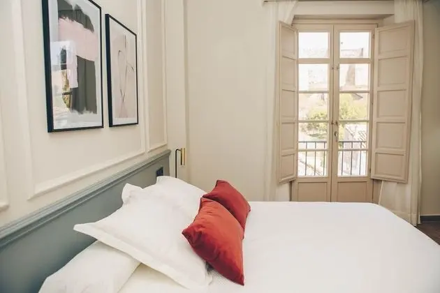 Tek Büyük Yataklı Oda (Habitación Doble 1 o 2 camas)