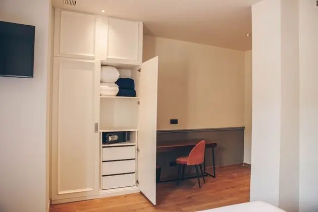 Tek Büyük Yataklı Oda (Habitación Doble 1 o 2 camas)