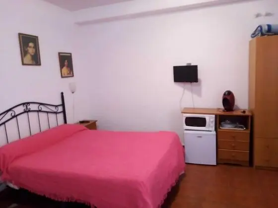 Tek Büyük Yataklı Oda