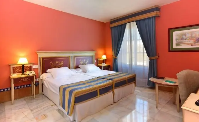 Standard Tek Büyük veya İki Ayrı Yataklı Oda