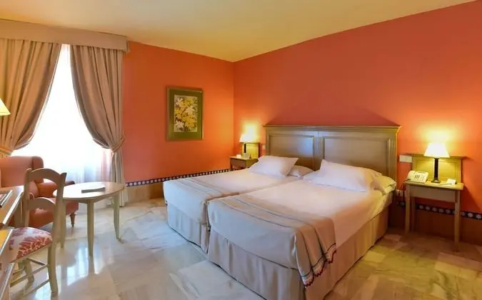 Standard Tek Büyük veya İki Ayrı Yataklı Oda