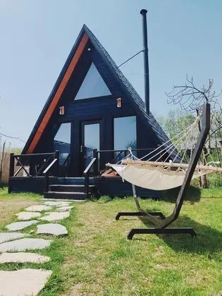 Blue Bungalov