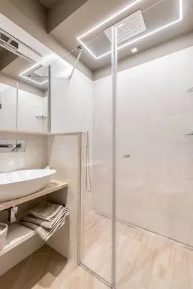 Tek Büyük Yataklı Oda, Özel Banyo