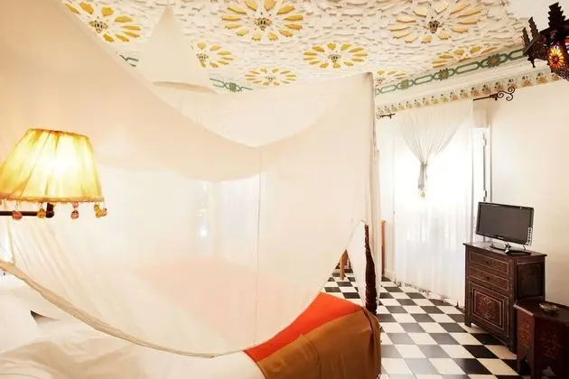 Romantic Tek Büyük Yataklı Oda