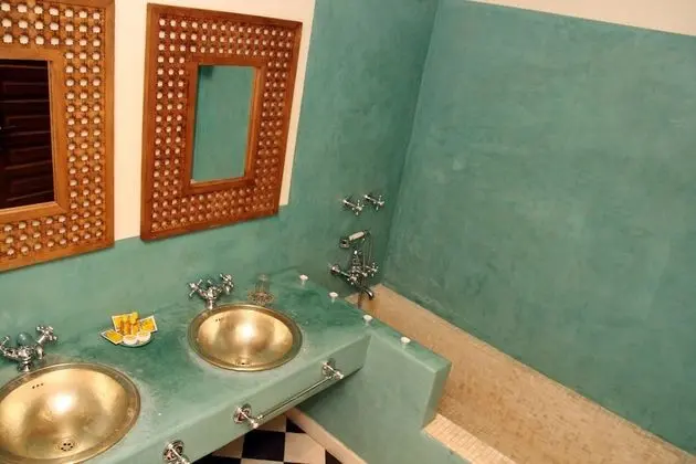 Romantic Tek Büyük Yataklı Oda