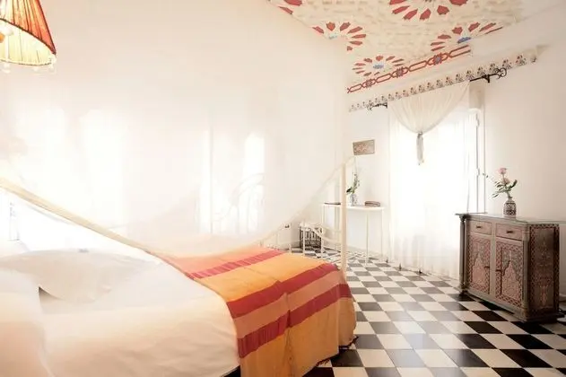 Romantic Tek Büyük Yataklı Oda