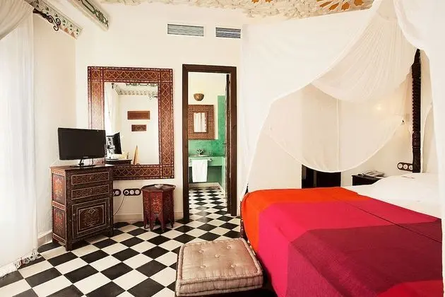 Romantic Tek Büyük Yataklı Oda