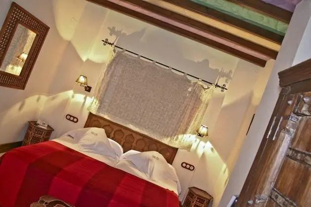 Standard Tek Büyük veya İki Ayrı Yataklı Oda