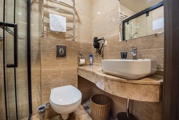 Romantic Tek Büyük veya İki Ayrı Yataklı Oda