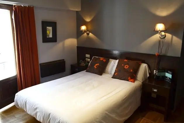 Economy İki Ayrı Yataklı Oda