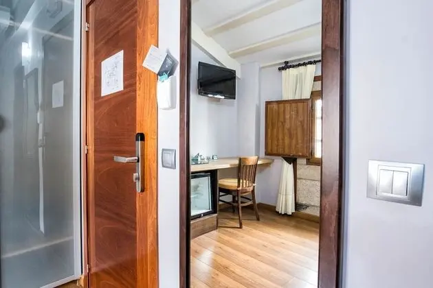 Standard Büyük Yataklı Tek Kişilik Oda