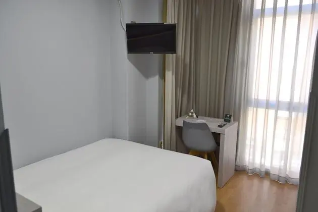 Economy Tek Büyük veya İki Ayrı Yataklı Oda