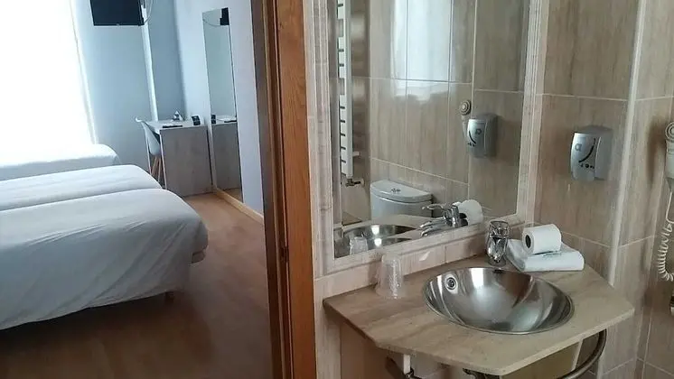 Standard Üç Kişilik Oda