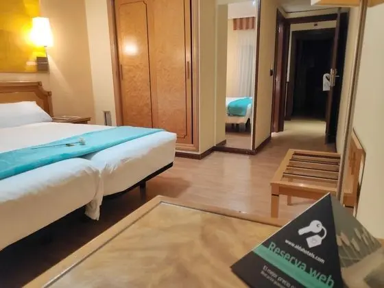 Standard Tek Büyük veya İki Ayrı Yataklı Oda